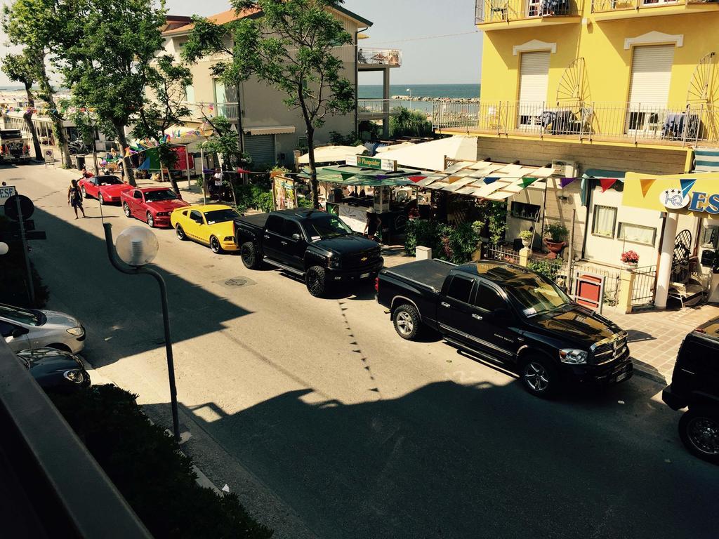 Hotel Acapulco Viserbella di Rimini Kültér fotó