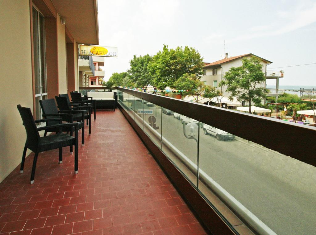 Hotel Acapulco Viserbella di Rimini Kültér fotó