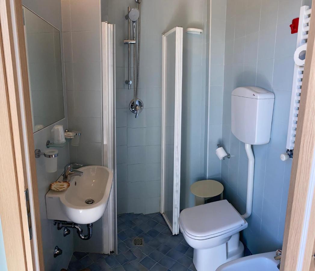 Hotel Acapulco Viserbella di Rimini Kültér fotó
