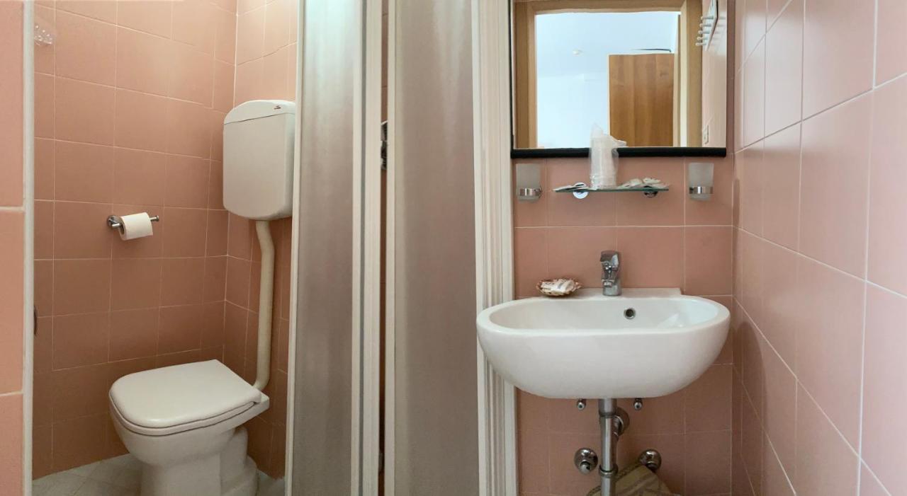 Hotel Acapulco Viserbella di Rimini Kültér fotó